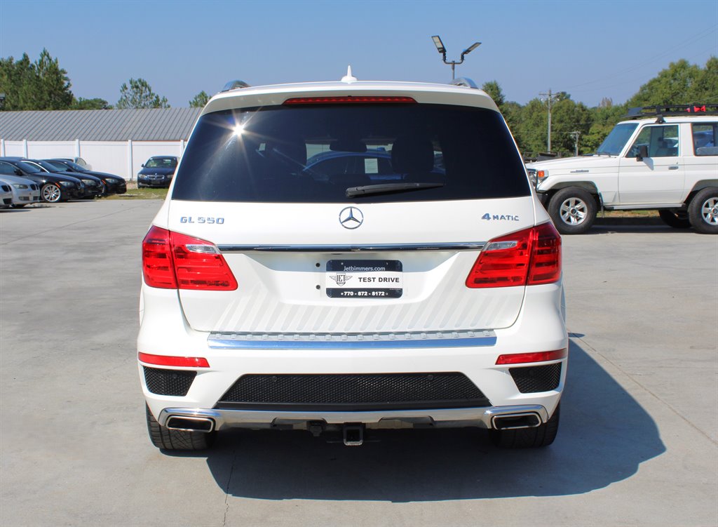 2014 Mercedes-Benz GL-Class GL550 4MATIC photo