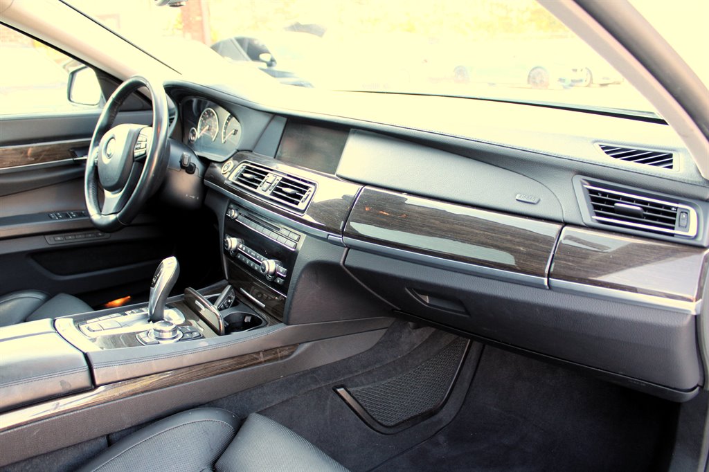 2012 BMW MDX ALPINA B7 LWB xDrive photo