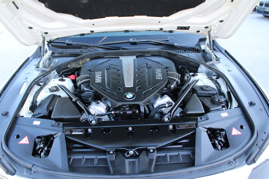2012 BMW MDX ALPINA B7 LWB xDrive photo