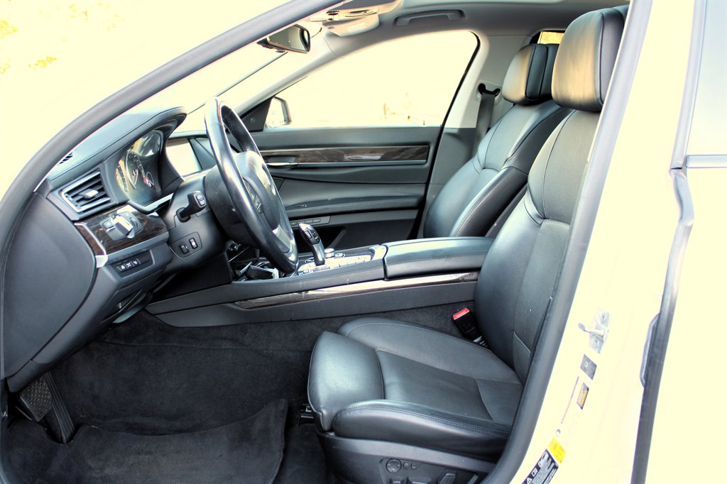 2012 BMW MDX ALPINA B7 LWB xDrive photo