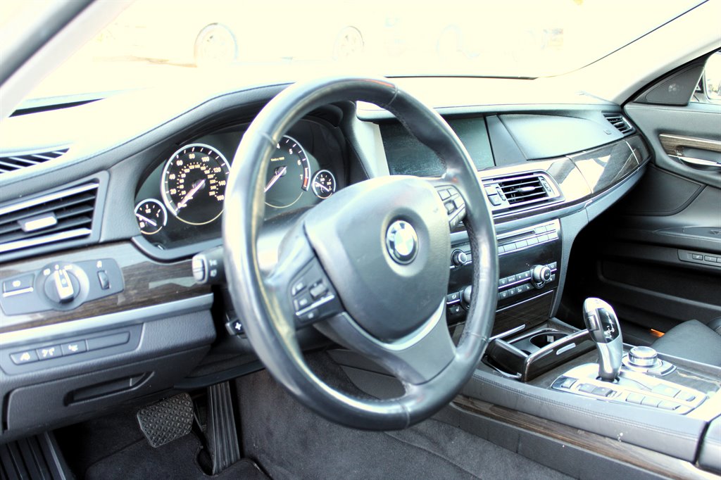 2012 BMW MDX ALPINA B7 LWB xDrive photo