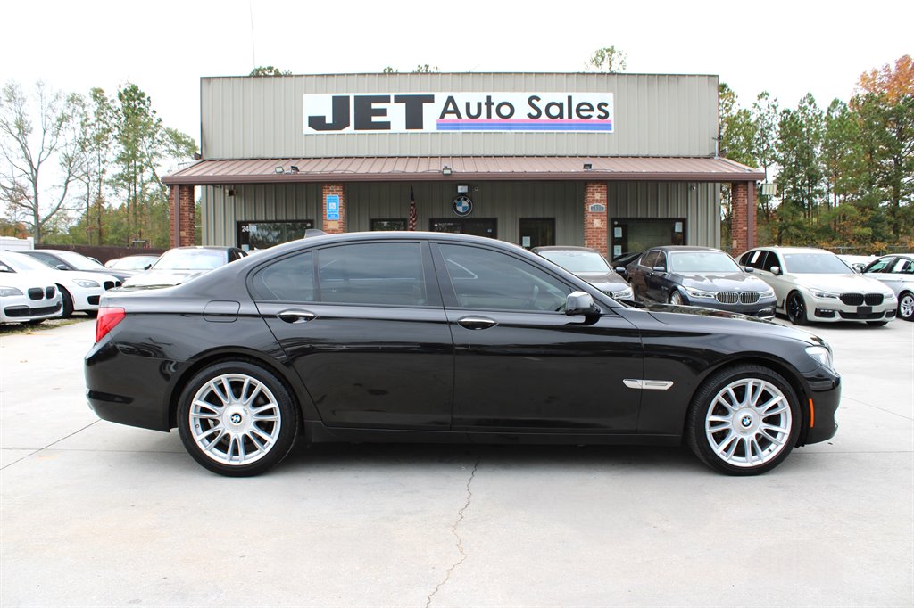 2012 BMW MDX 740i photo