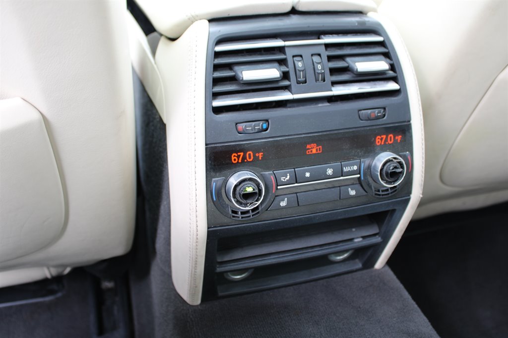 2012 BMW MDX 740i photo