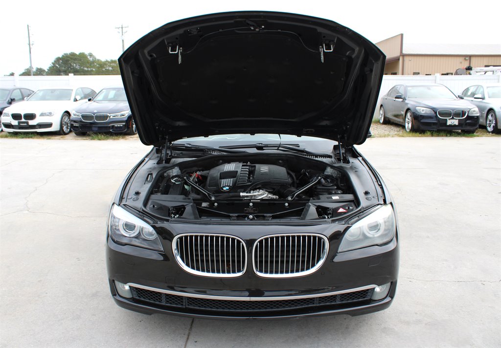 2012 BMW MDX 740i photo