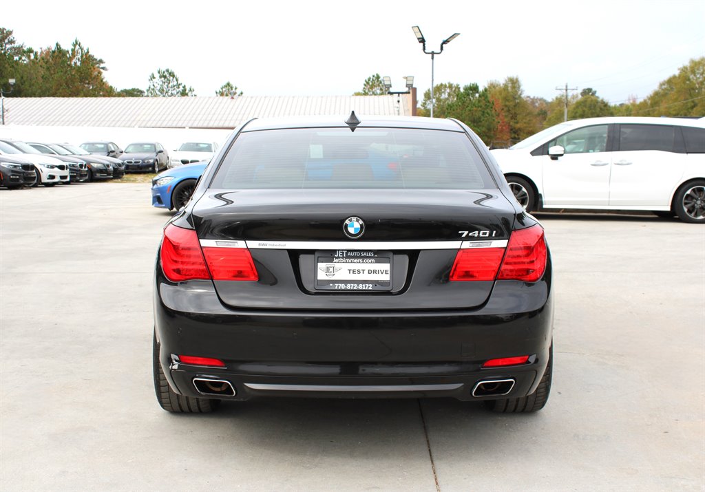 2012 BMW MDX 740i photo