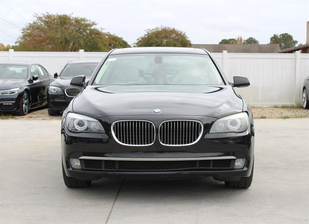 2012 BMW MDX 740i photo