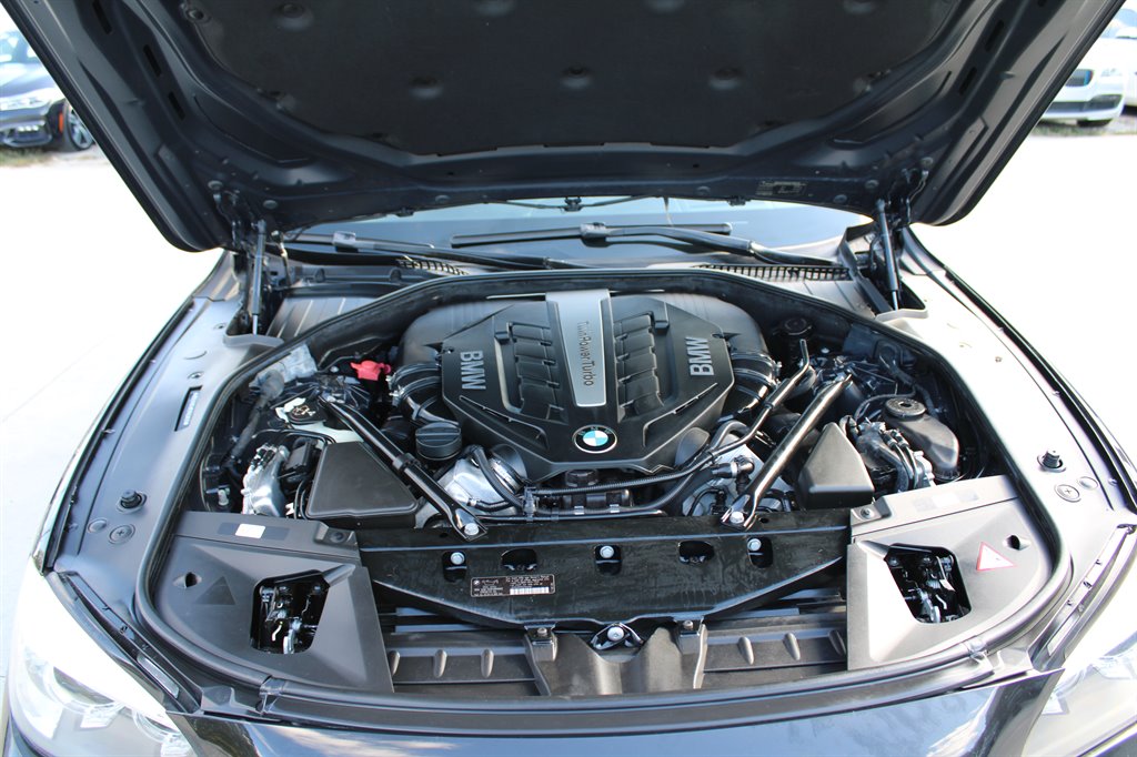 2014 BMW MDX ALPINA B7 LWB xDrive photo