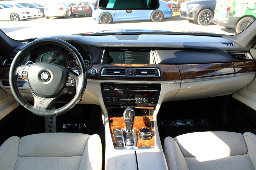 2014 BMW MDX ALPINA B7 LWB xDrive photo