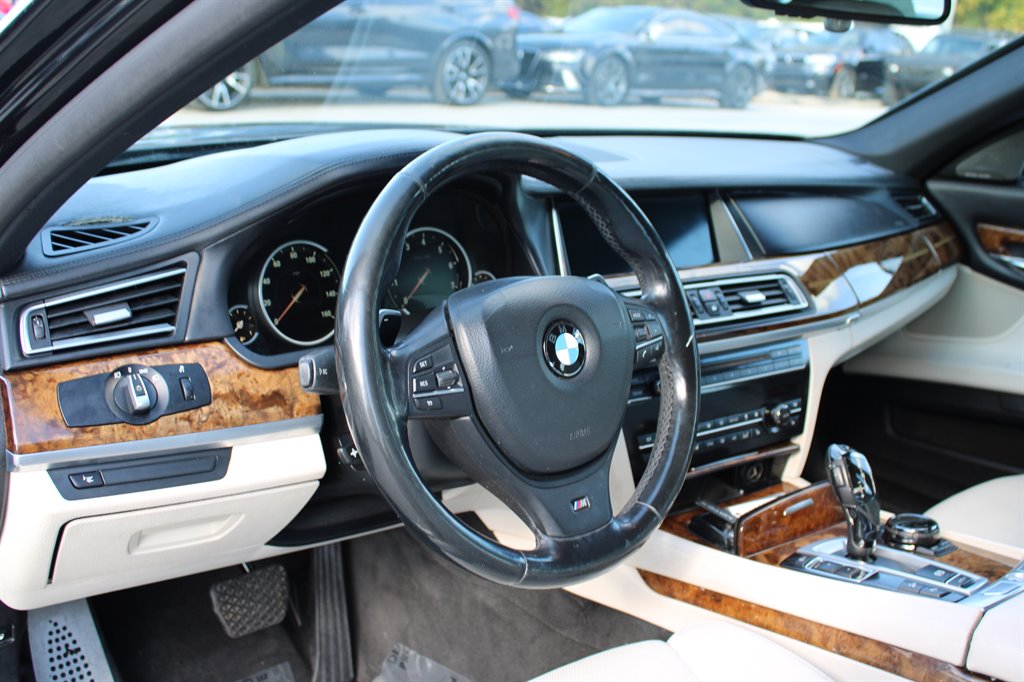 2014 BMW MDX ALPINA B7 LWB xDrive photo
