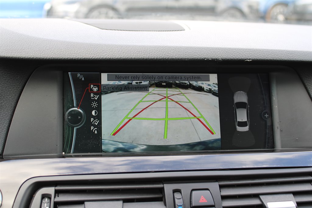2011 BMW MDX 550i photo