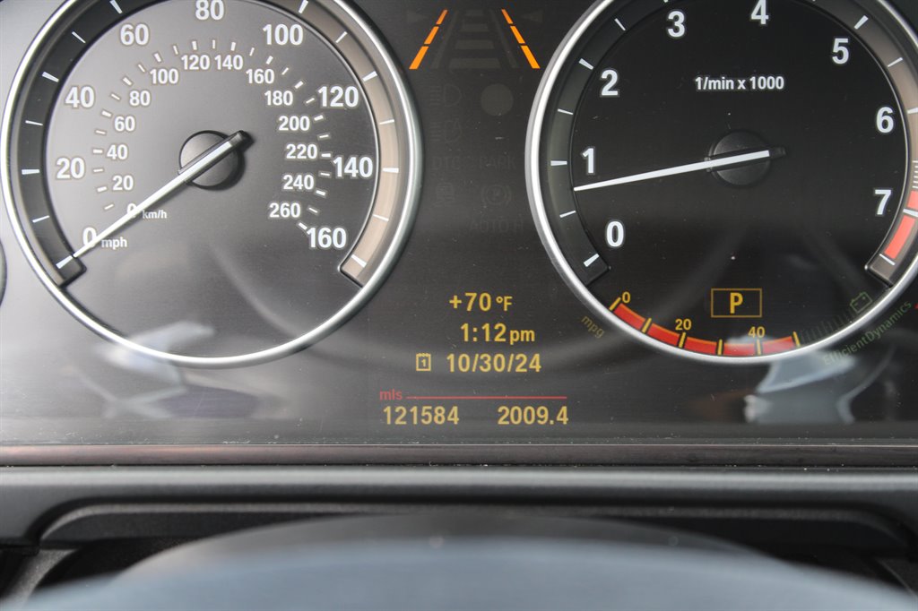2011 BMW MDX 550i photo