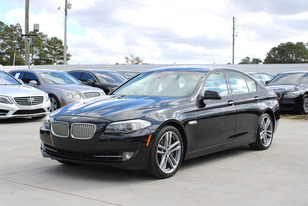 2011 BMW MDX 550i photo