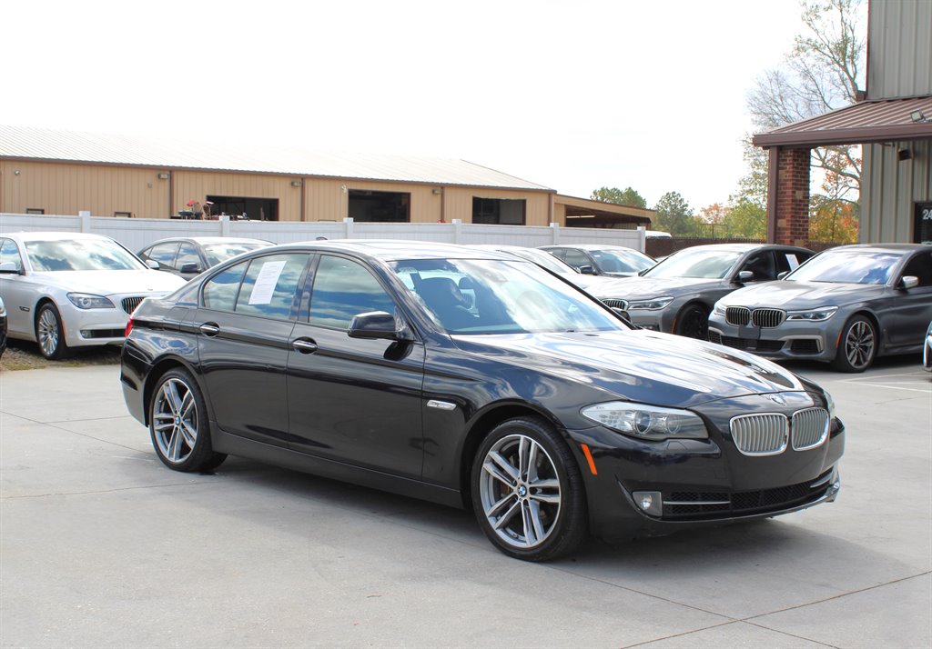 2011 BMW MDX 550i photo