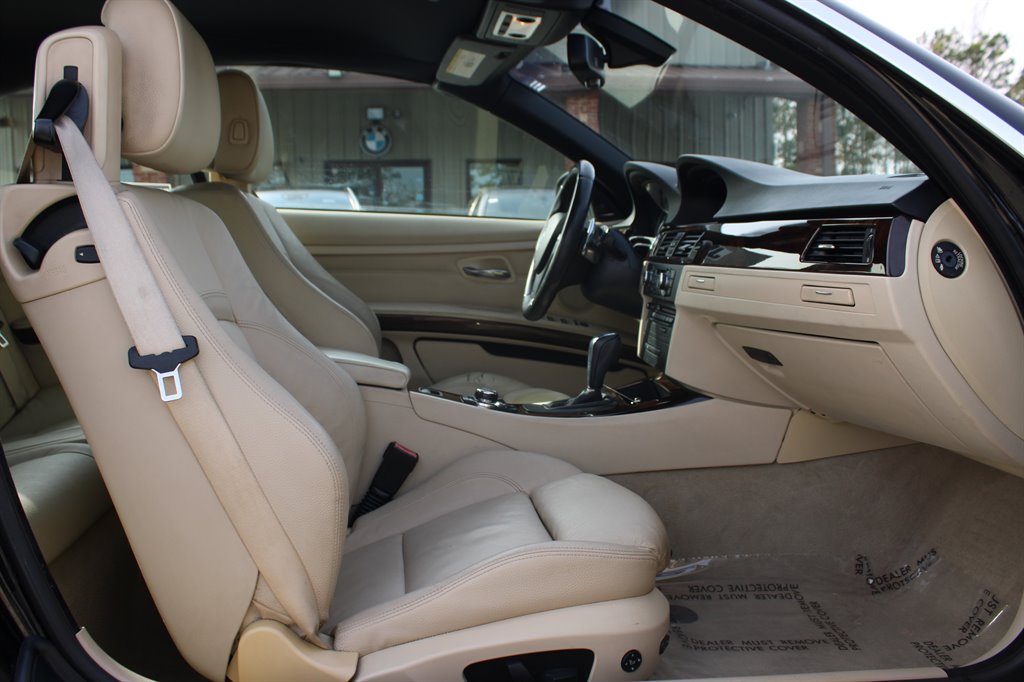 2012 BMW Legend 335i photo