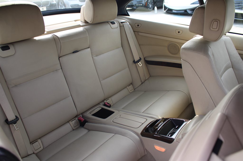 2012 BMW Legend 335i photo