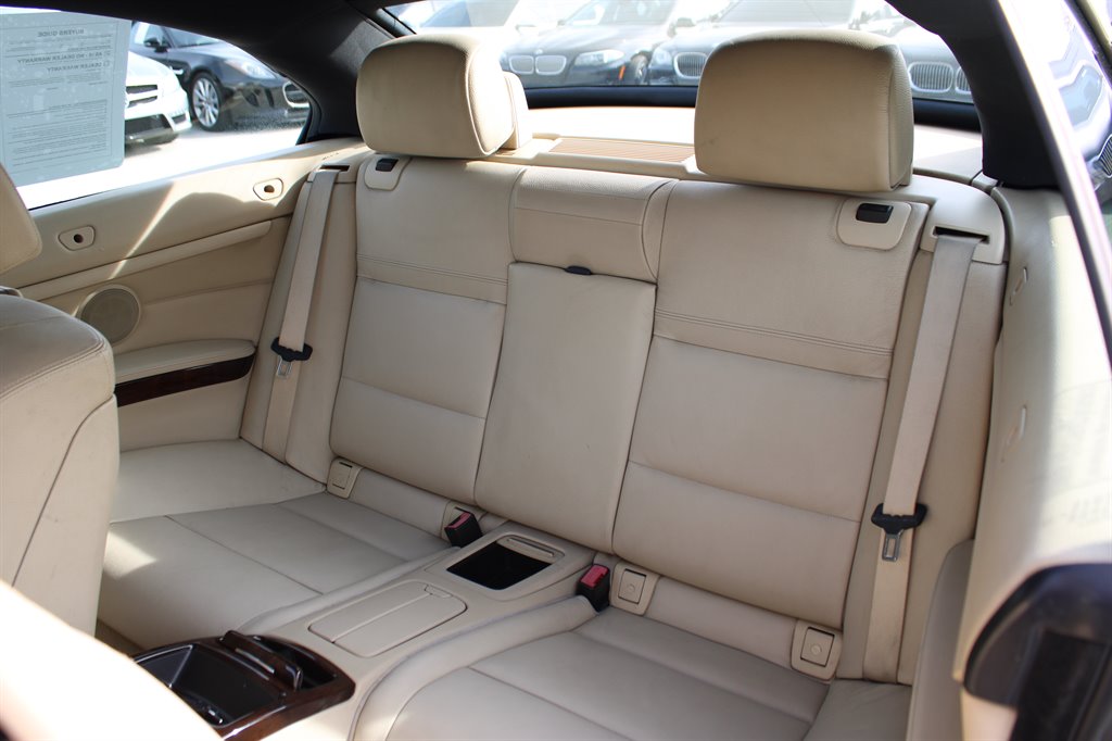 2012 BMW Legend 335i photo