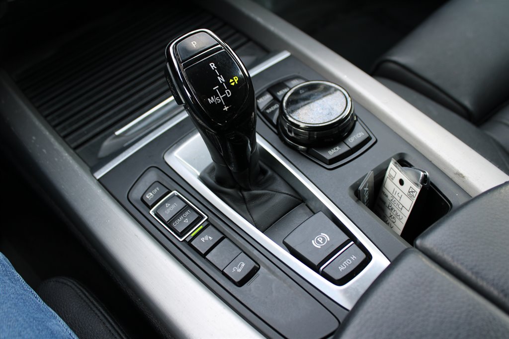 2014 BMW X5 xDrive50i photo