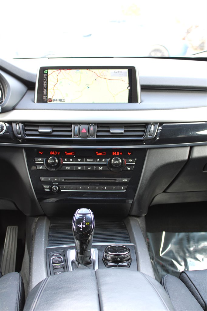2014 BMW X5 xDrive50i photo