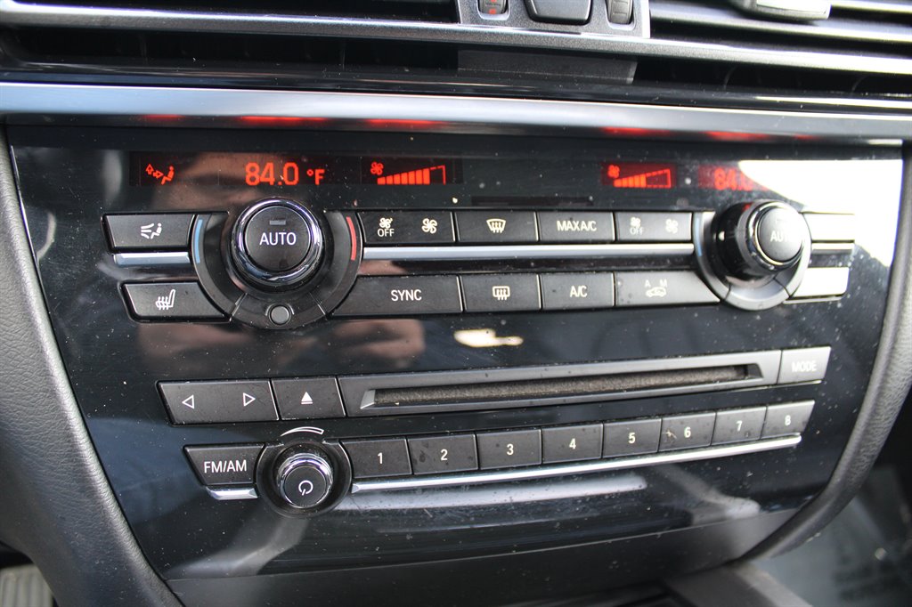 2014 BMW X5 xDrive50i photo