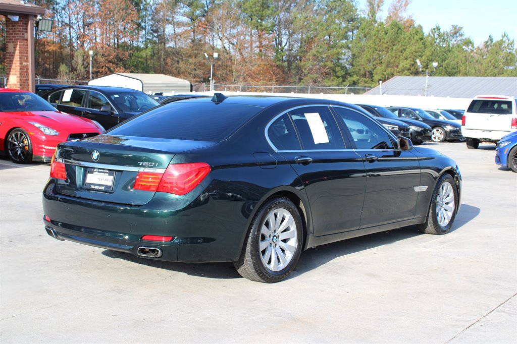 2009 BMW 7-Series 750i photo