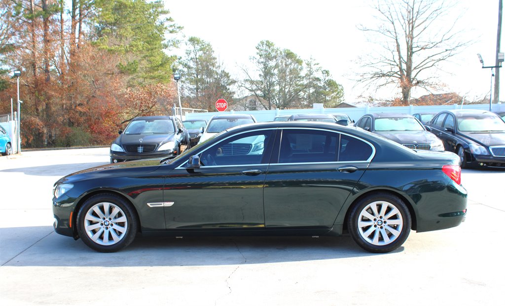 2009 BMW 7-Series 750i photo