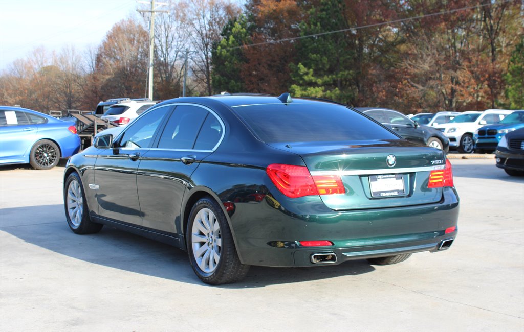 2009 BMW 7-Series 750i photo