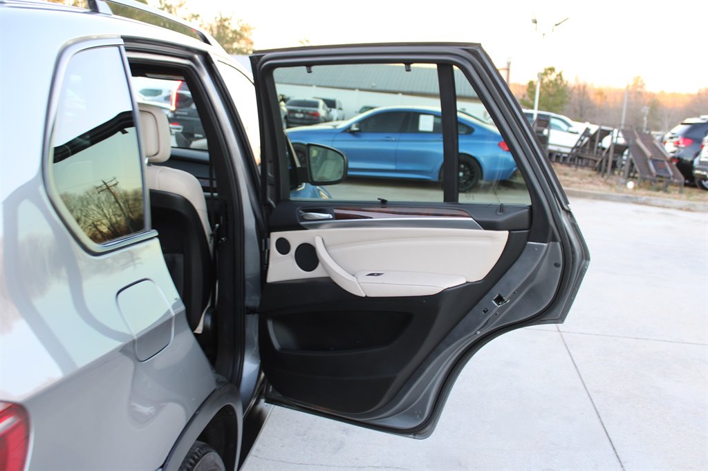 2011 BMW X5 xDrive35d photo