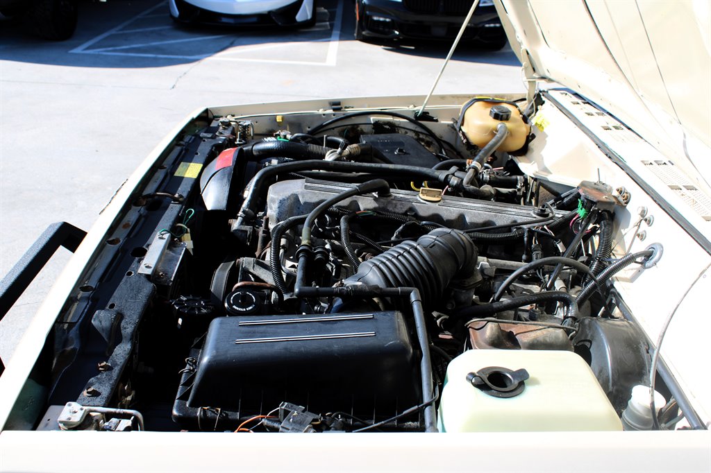 1989 Jeep Cherokee photo