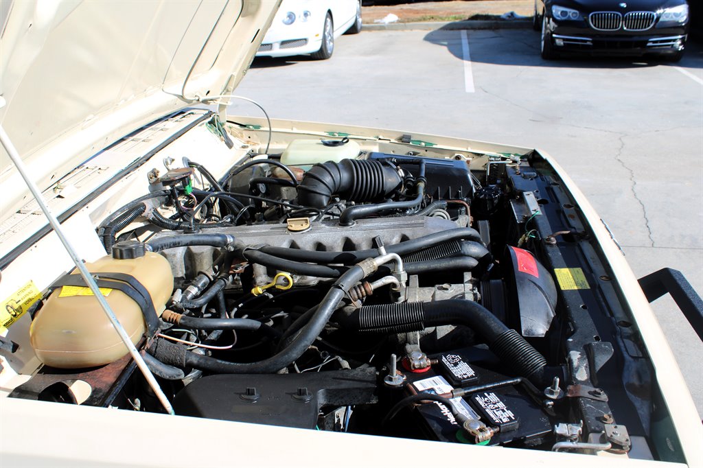 1989 Jeep Cherokee photo