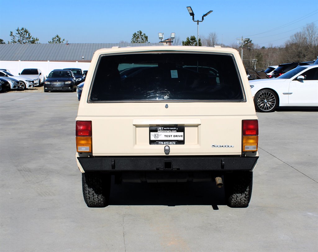 1989 Jeep Cherokee photo