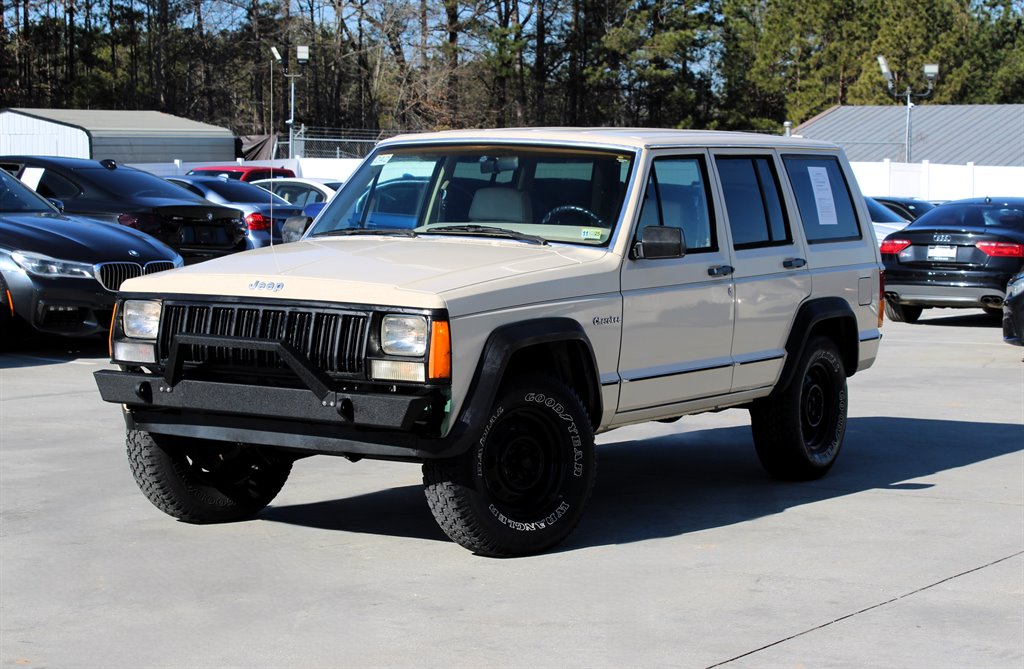 1989 Jeep Cherokee photo