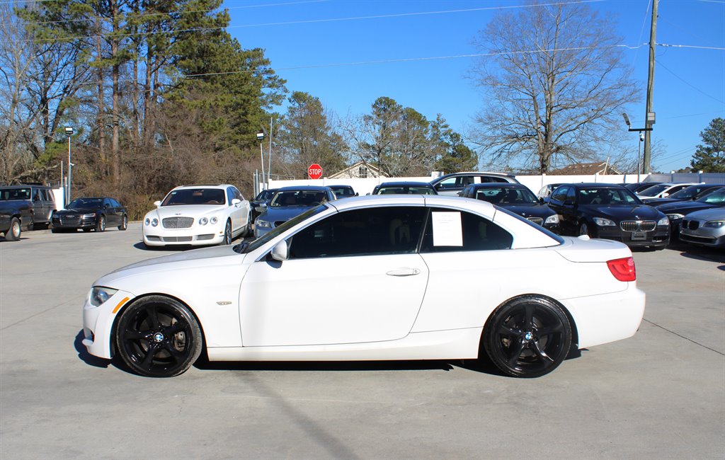 2011 BMW Legend 335i photo