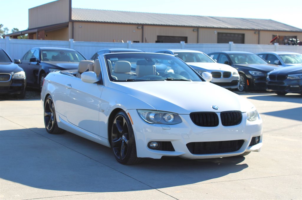 2011 BMW Legend 335i photo