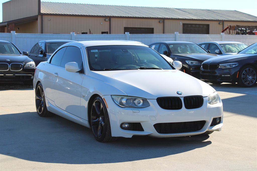 2011 BMW Legend 335i photo
