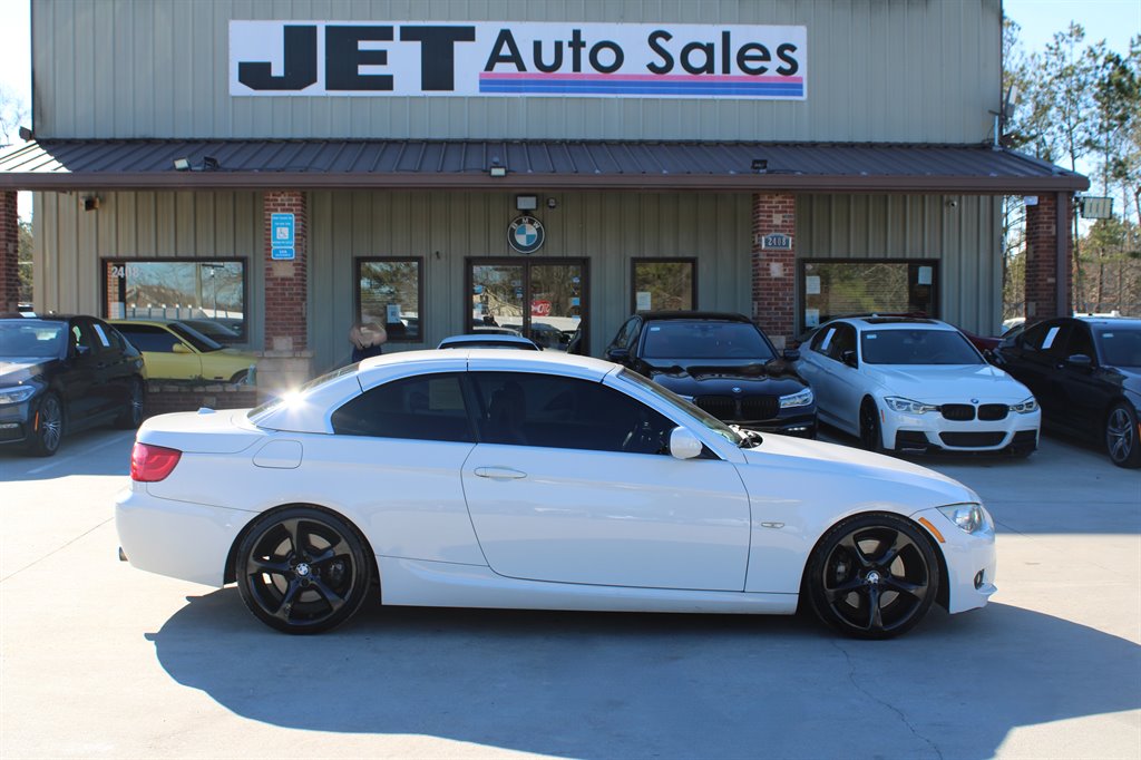 2011 BMW Legend 335i photo