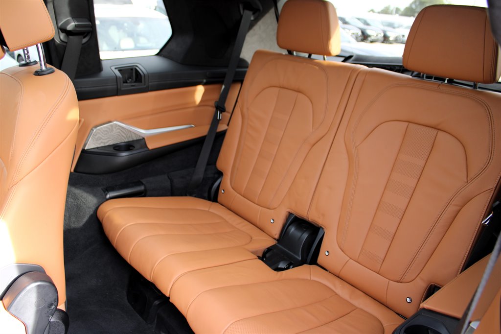 2019 BMW X7 Xdrive50i photo