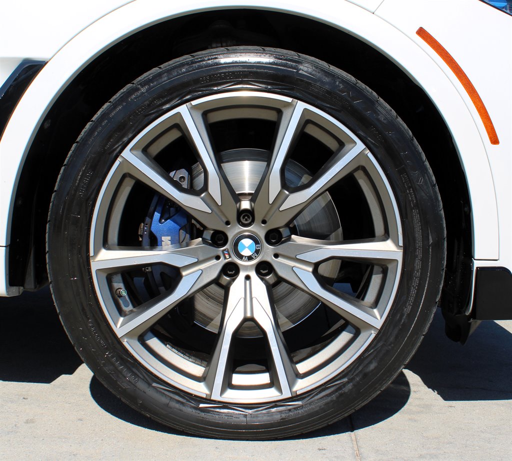 2019 BMW X7 Xdrive50i photo