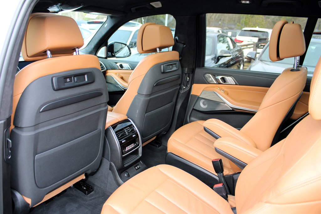 2019 BMW X7 Xdrive50i photo
