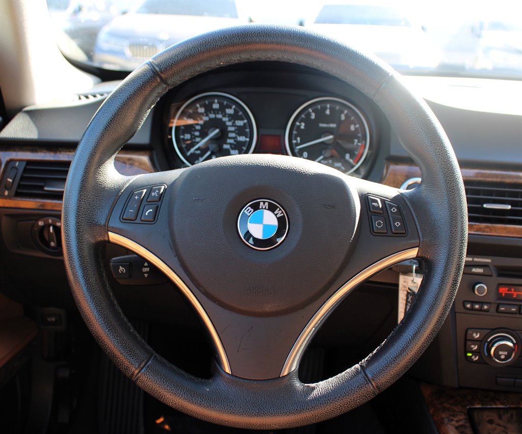 2008 BMW 3-Series 328xi photo