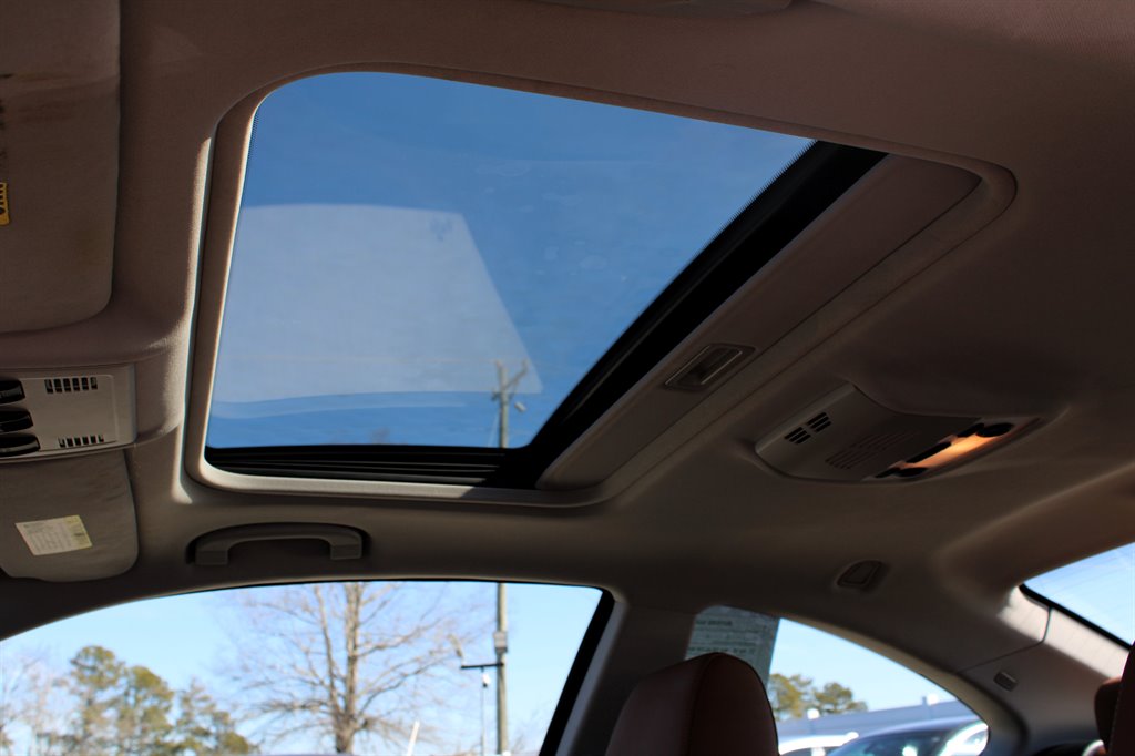 2008 BMW 3-Series 328xi photo