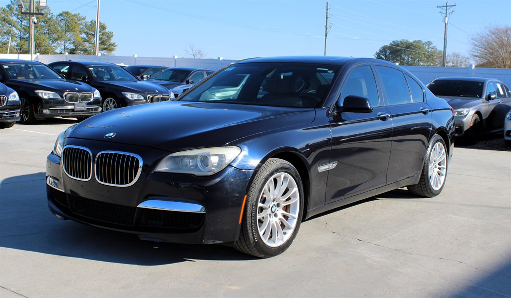 2010 BMW MDX 750i xDrive photo