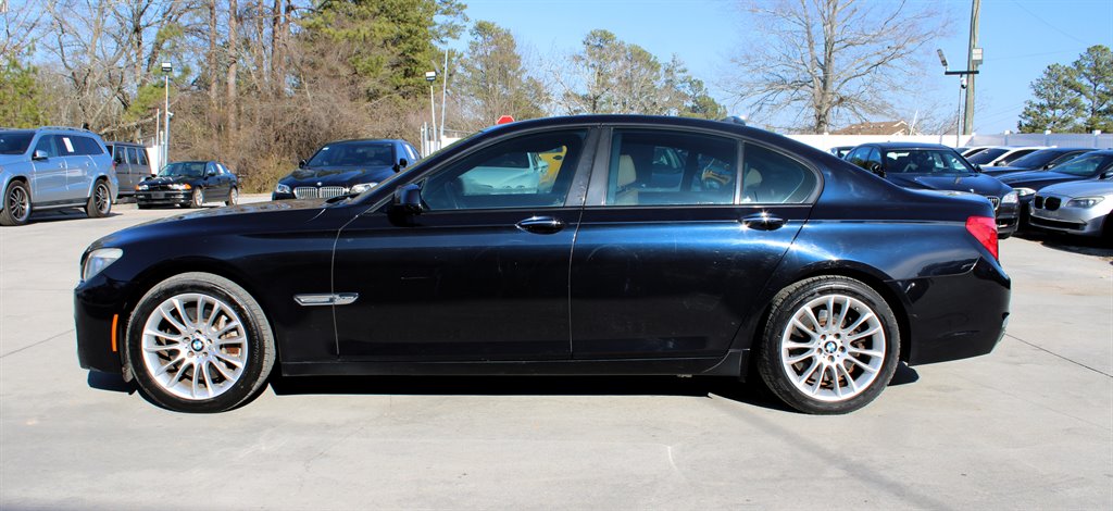2010 BMW MDX 750i xDrive photo