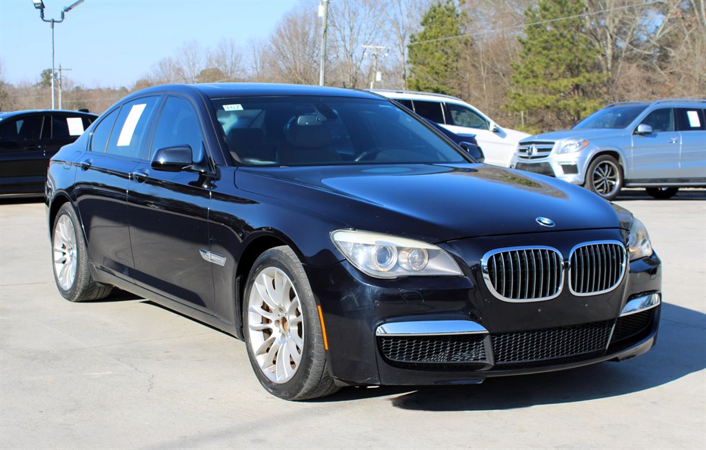 2010 BMW MDX 750i xDrive photo