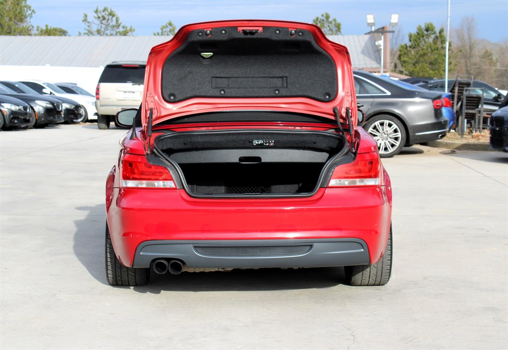2011 BMW Legend 135i photo