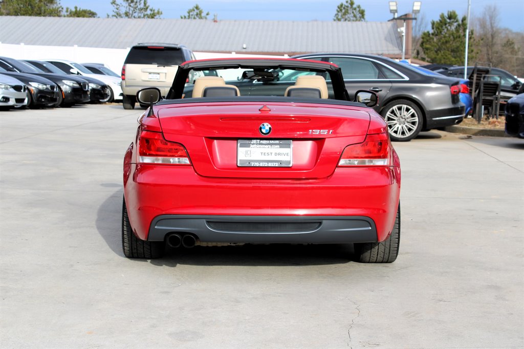 2011 BMW Legend 135i photo