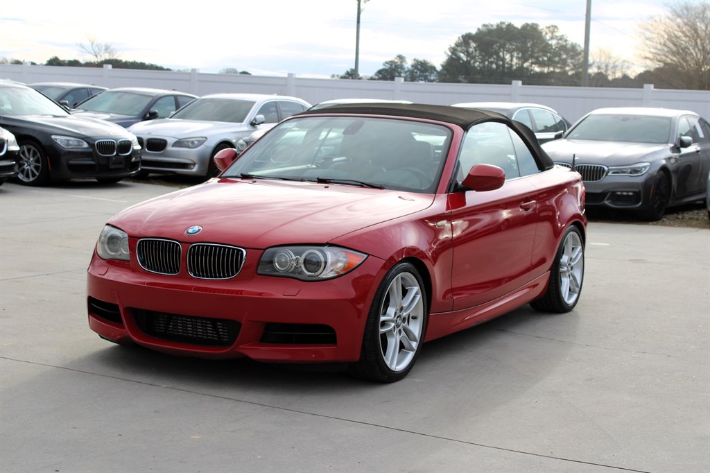 2011 BMW Legend 135i photo