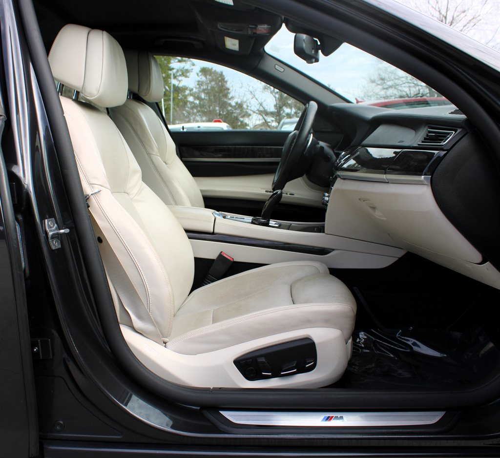 2015 BMW 7-Series 750li photo