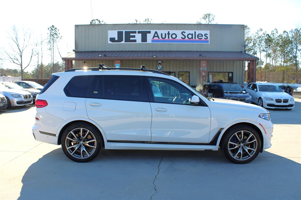 2020 BMW X7 M50i photo