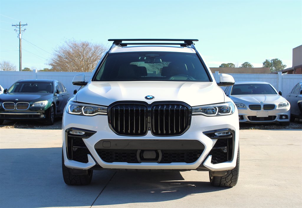 2020 BMW X7 M50i photo