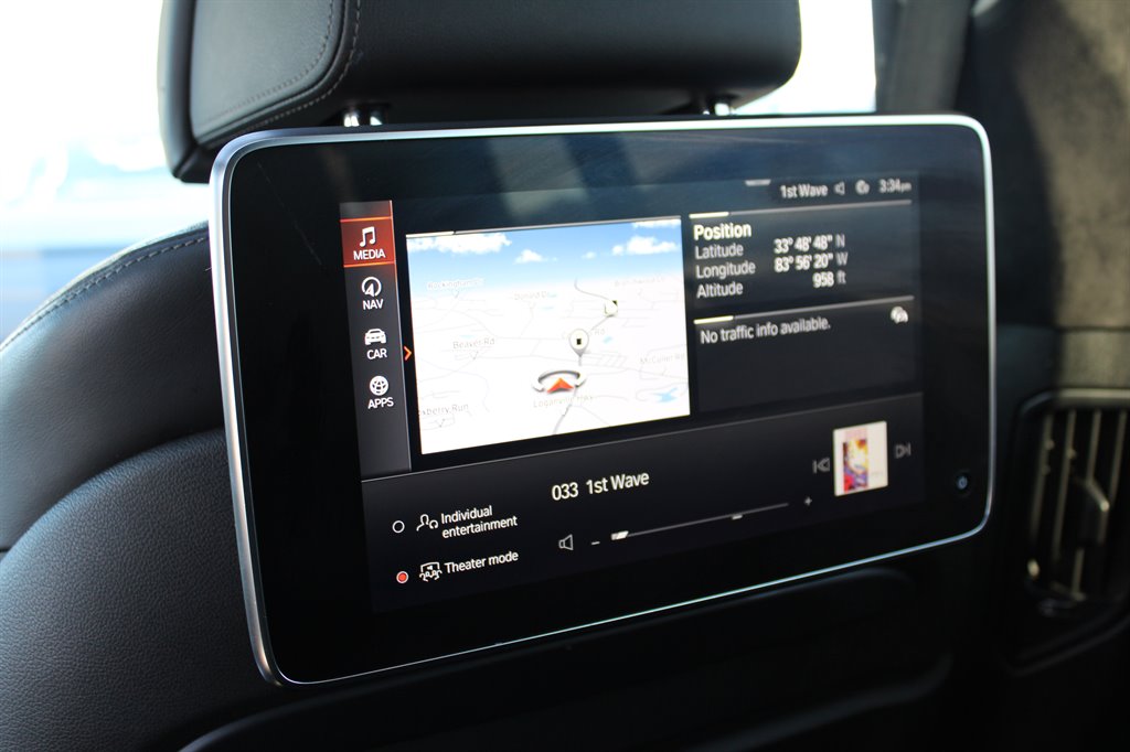 2020 BMW X7 M50i photo